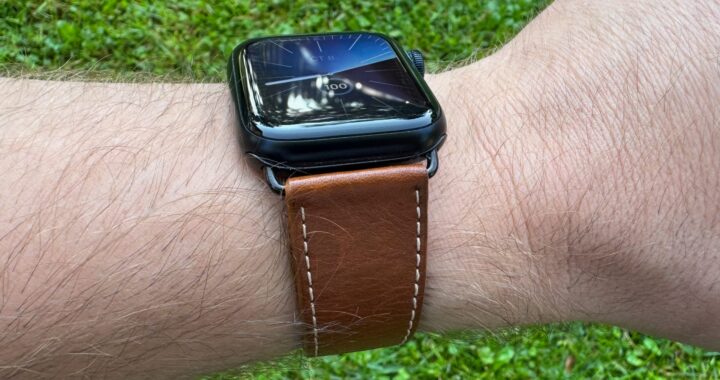 Brašnářství Tlustý řemínek pro Apple Watch