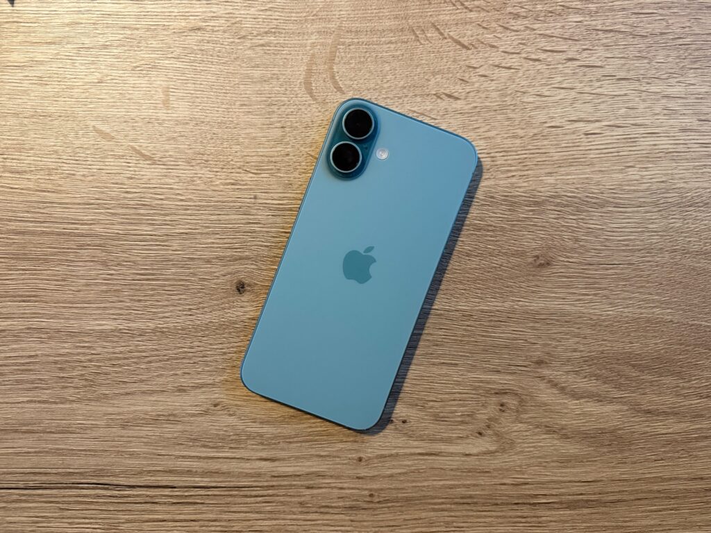 iPhone 16 Plus